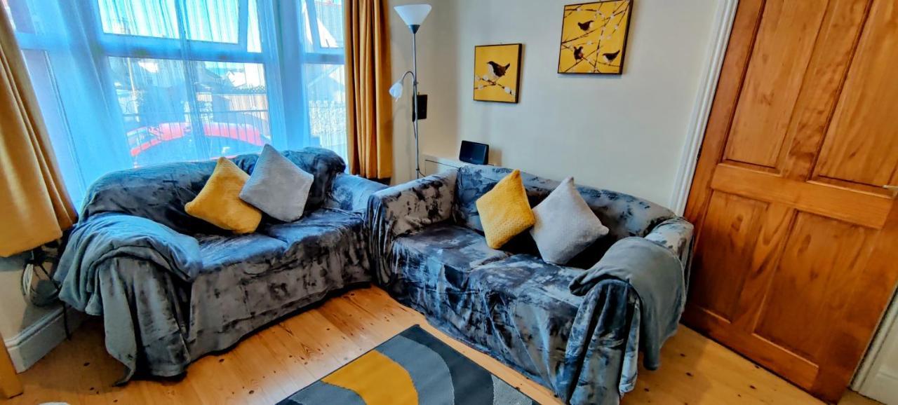 Rhubarb Terrace On The Coast - Sleeps 1-6 Colwyn Bay Exterior foto