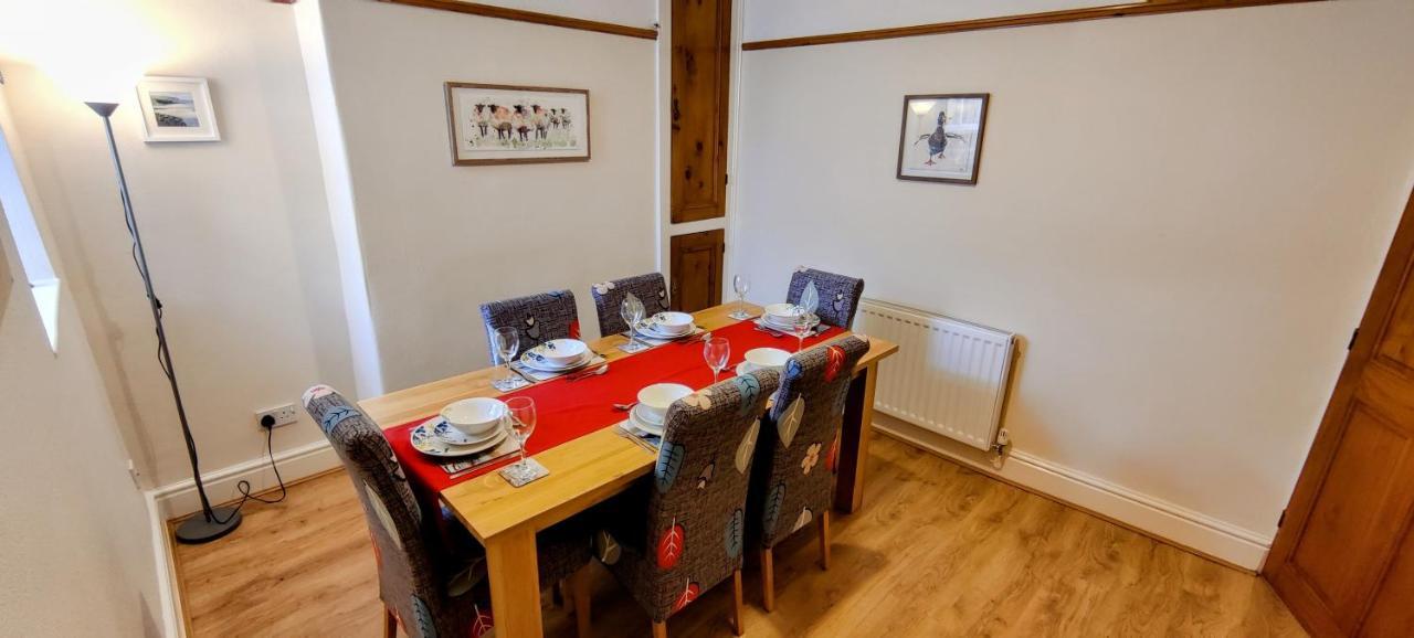 Rhubarb Terrace On The Coast - Sleeps 1-6 Colwyn Bay Exterior foto
