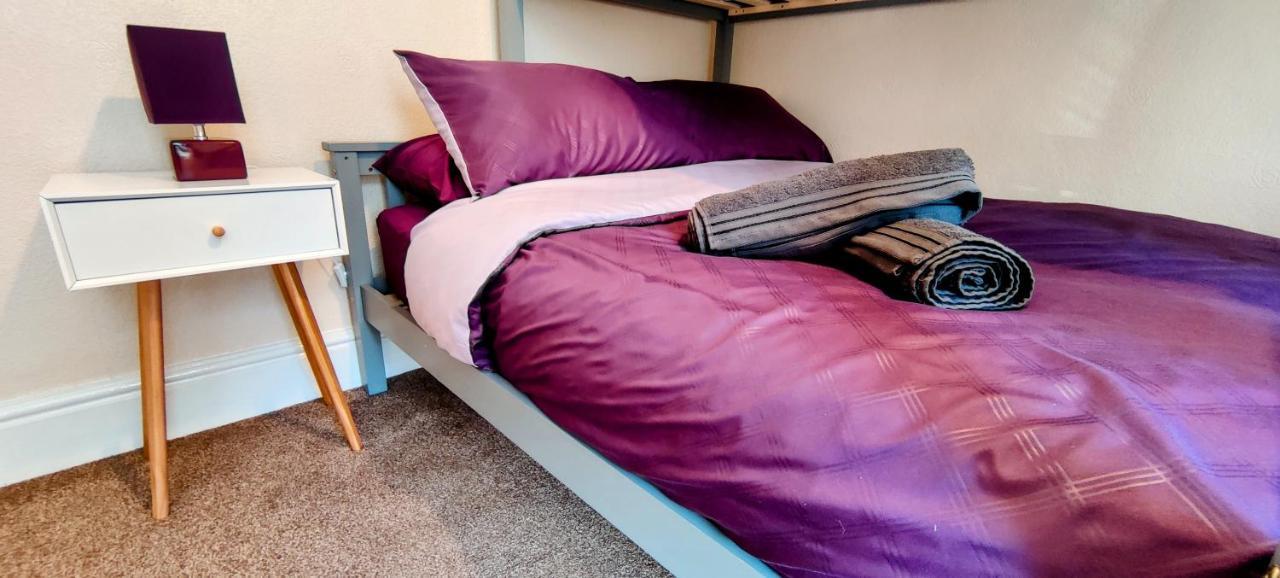Rhubarb Terrace On The Coast - Sleeps 1-6 Colwyn Bay Exterior foto